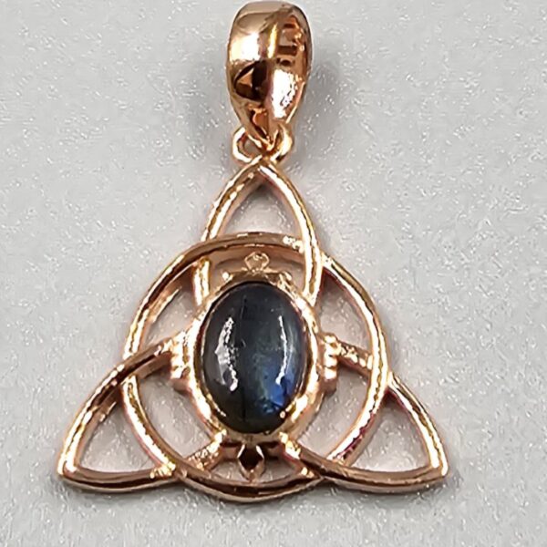 celtic trinity knot copper pendant with labradorite